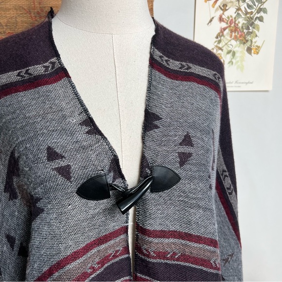 🍄5/$30 Southwestern Wrap Shawl - Picture 6 of 7